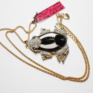 NWT Betsey Johnson Frog Pendent Necklace